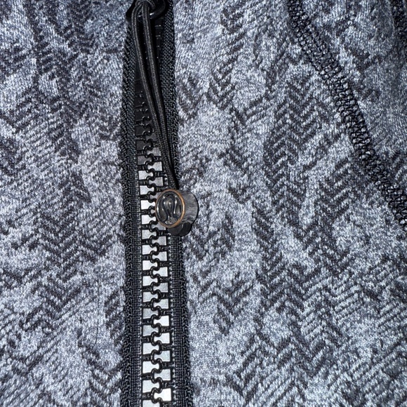 Lululemon Black Grey Rose Herringbone Define Jacket 12 - Picture 9 of 9